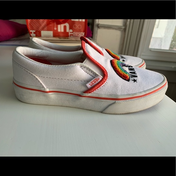 Super cute Limited Edition girls Vans. Very good condition. Lots of compliments. - Picture 6 of 9